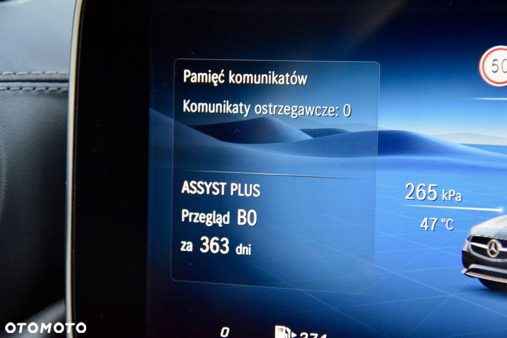 Mercedes-Benz Klasa C 300 e PHEV 4-Matic AMG - 35