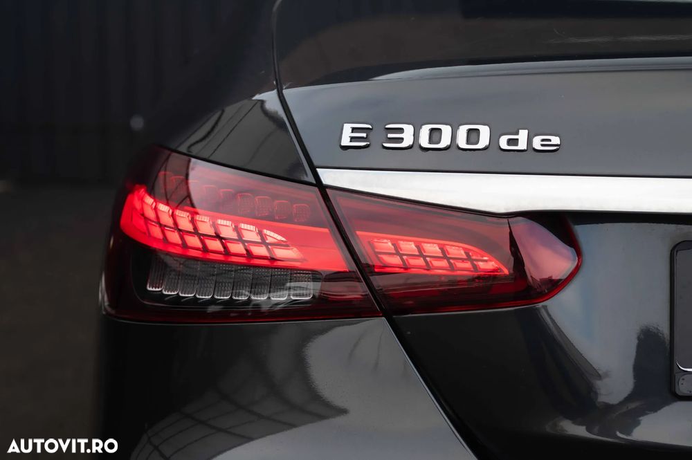 Mercedes-Benz E 300 de 4Matic 9G-TRONIC Avantgarde - 13