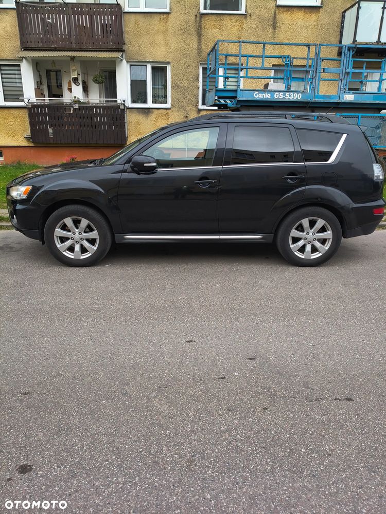 Mitsubishi Outlander 2.0 Intense 2WD EU5 CVT - 1