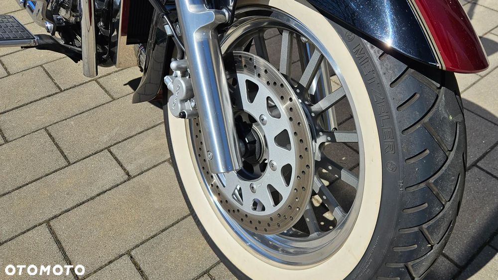 Suzuki Intruder - 19