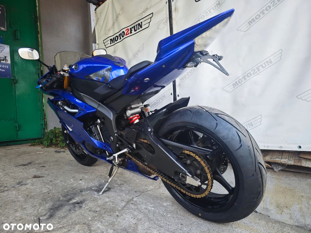 Yamaha YZF - 6