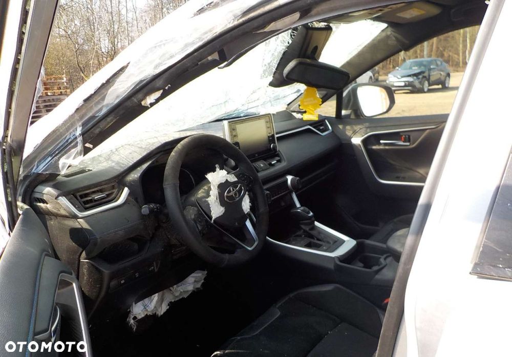 Toyota RAV4 - 25