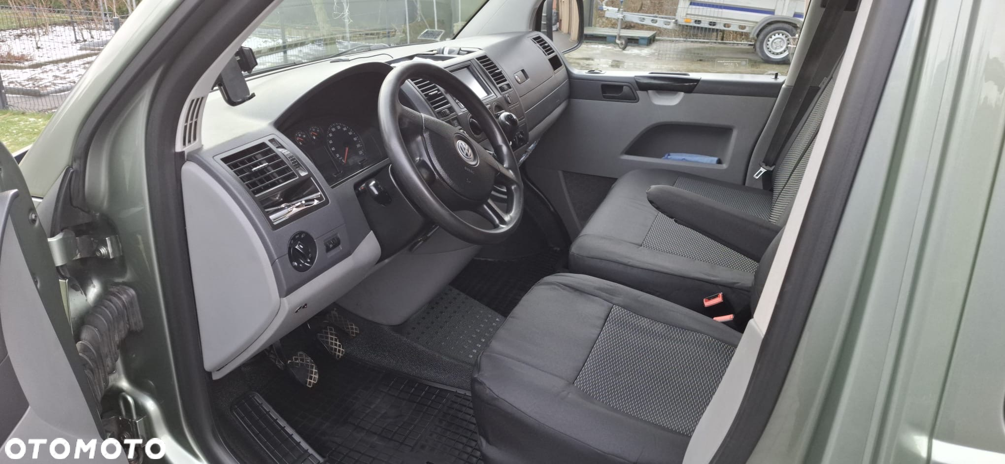 Volkswagen Transporter T5 TDI L1H1 - 8