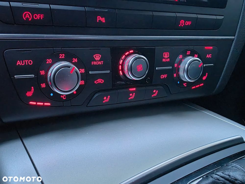 Audi A6 Avant 2.0 TDI ultra S tronic - 33