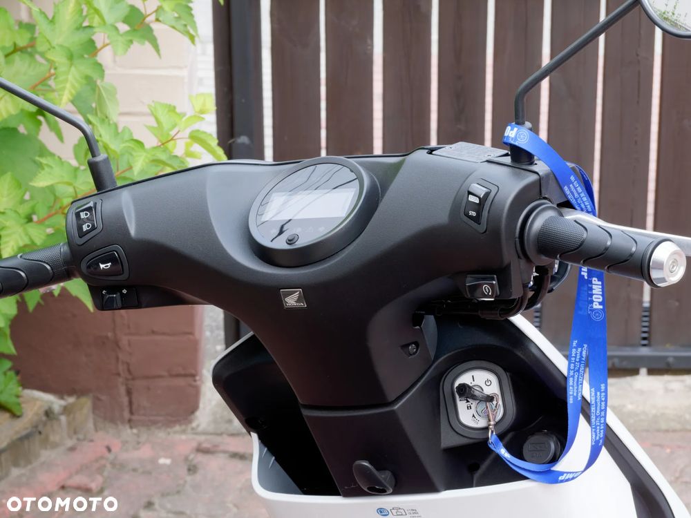 Honda EM1 - 3