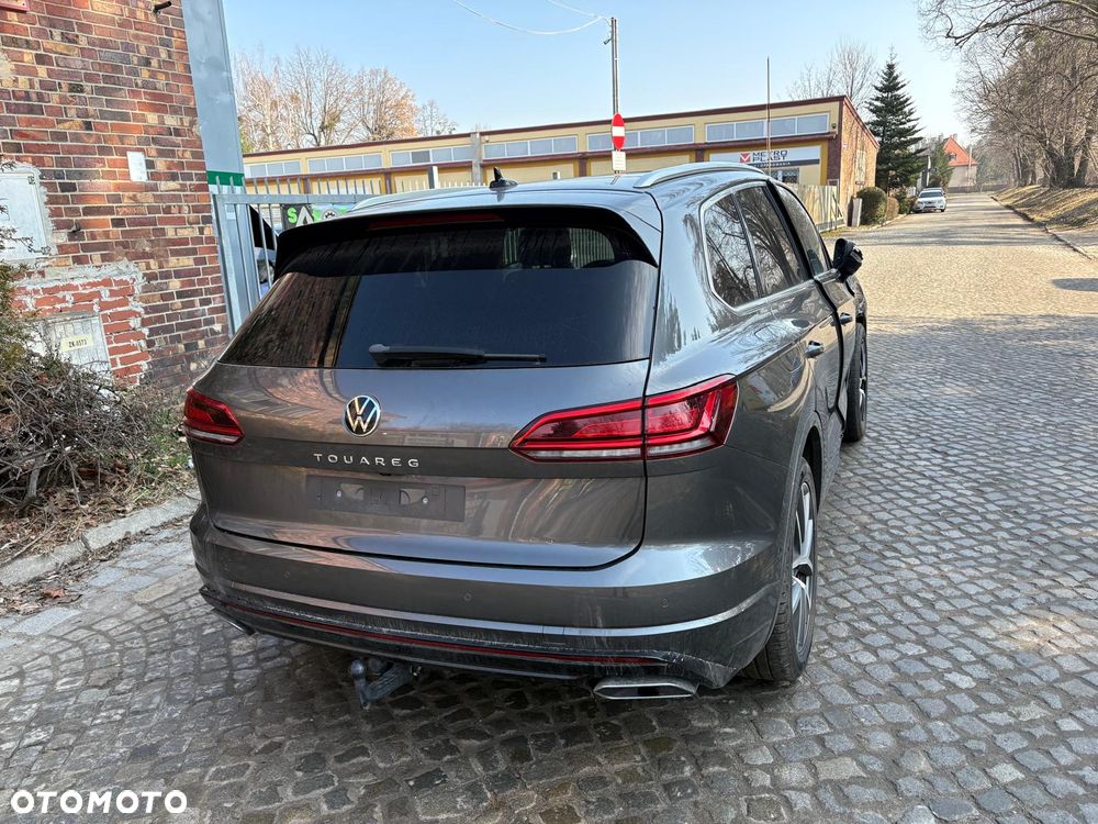 Volkswagen Touareg 3.0 V6 TDI SCR 4Motion Automatik R-Line - 10