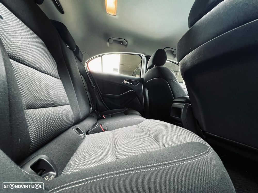 Mercedes-Benz A 180 d - 39