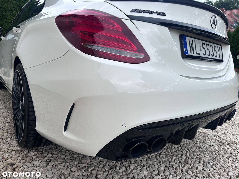 Mercedes-Benz Klasa C 300 7G-TRONIC - 25