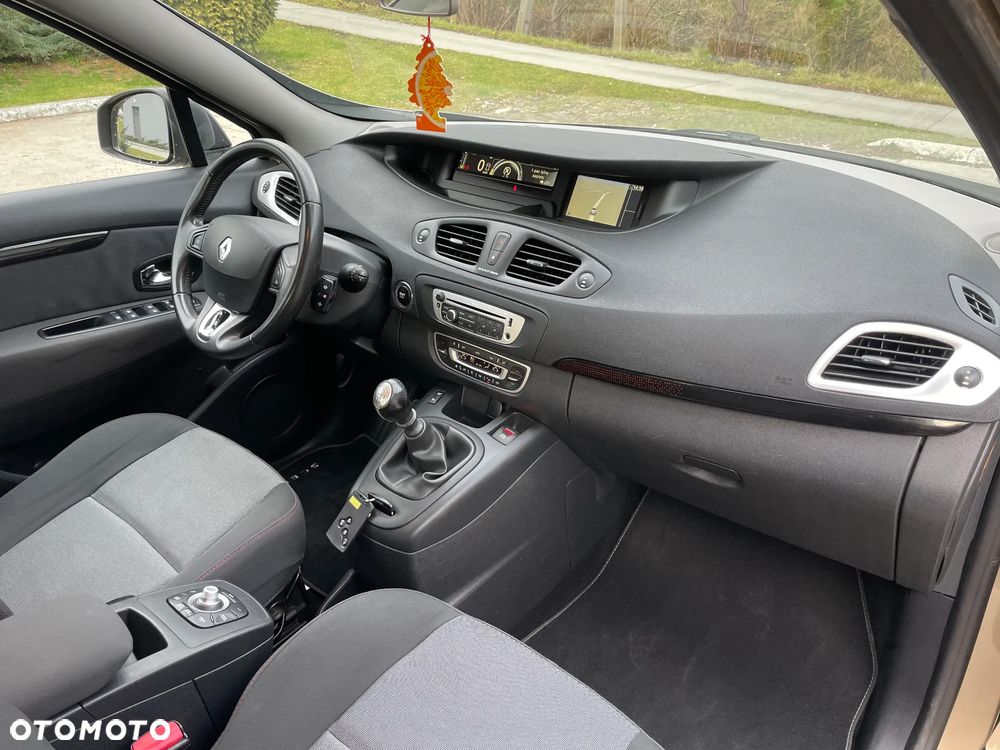 Renault Scenic Energy TCe 130 S&S Bose Edition - 22