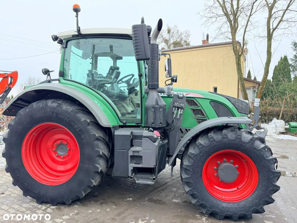 Fendt 714 Vario Profi - 3