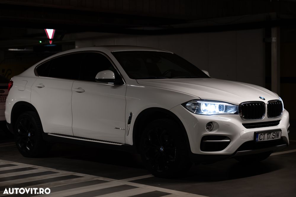 BMW X6 xDrive30d - 16