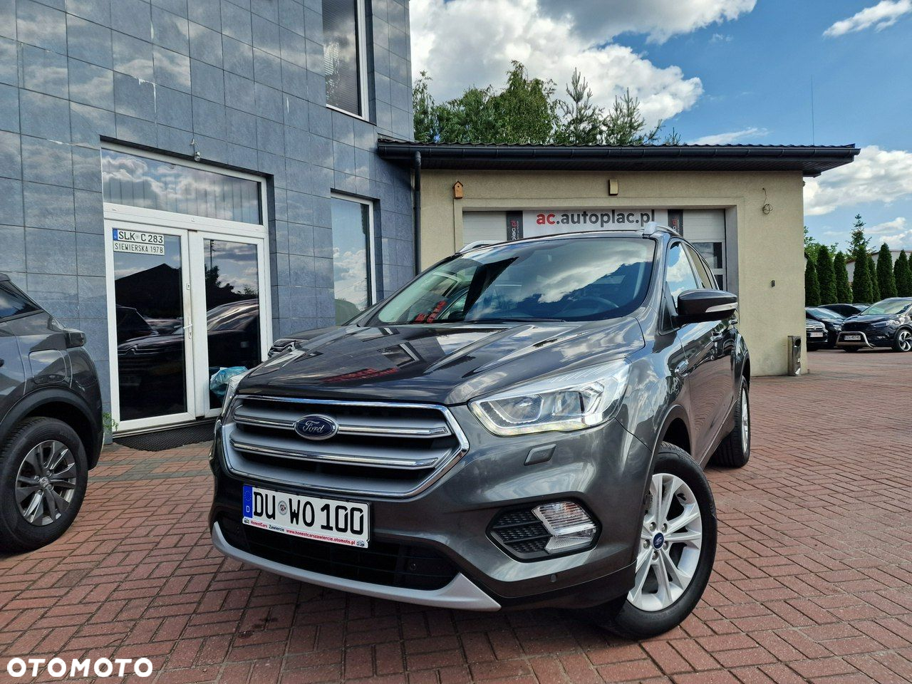 Ford Kuga 1.5 EcoBoost 2x4 Titanium - 3