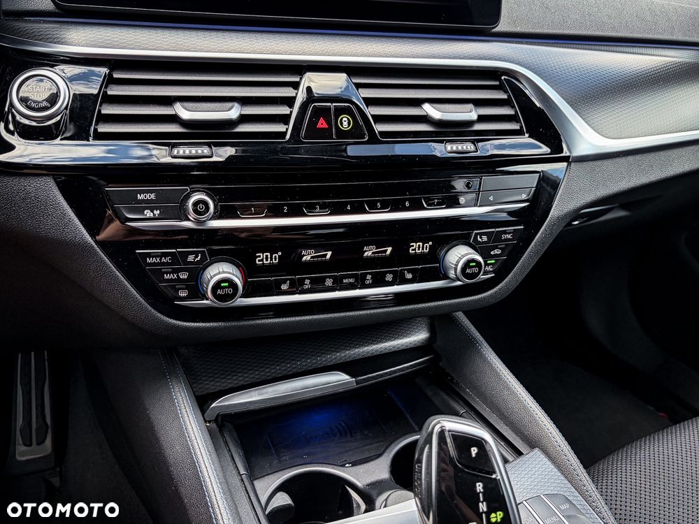 BMW Seria 5 520d M Sport Edition - 30