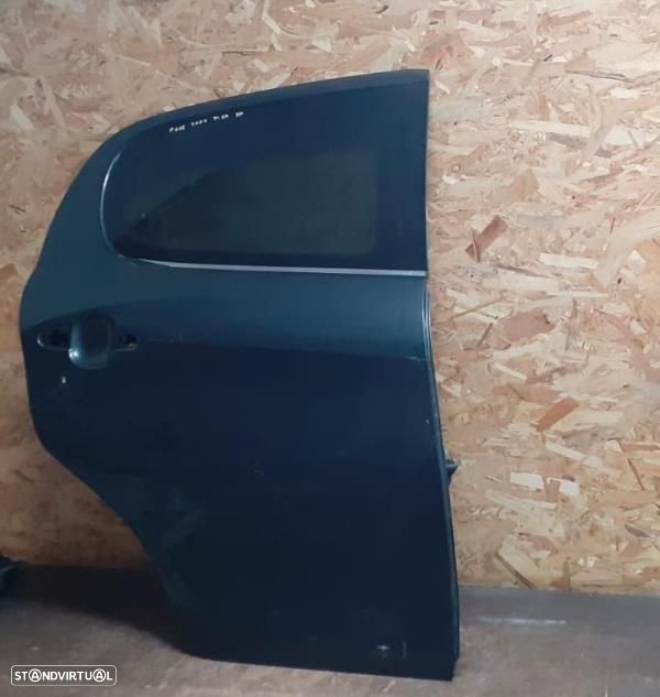 Porta Trás Dto Peugeot 108 - 1