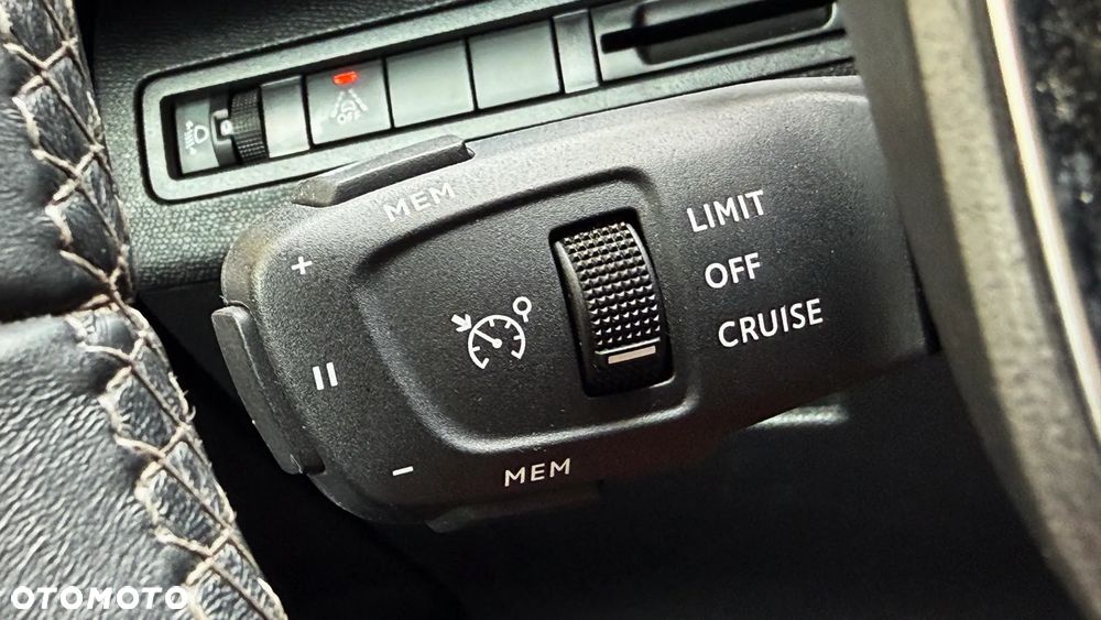 Peugeot 3008 BlueHDi 130 Stop & Start EAT8 Allure - 35