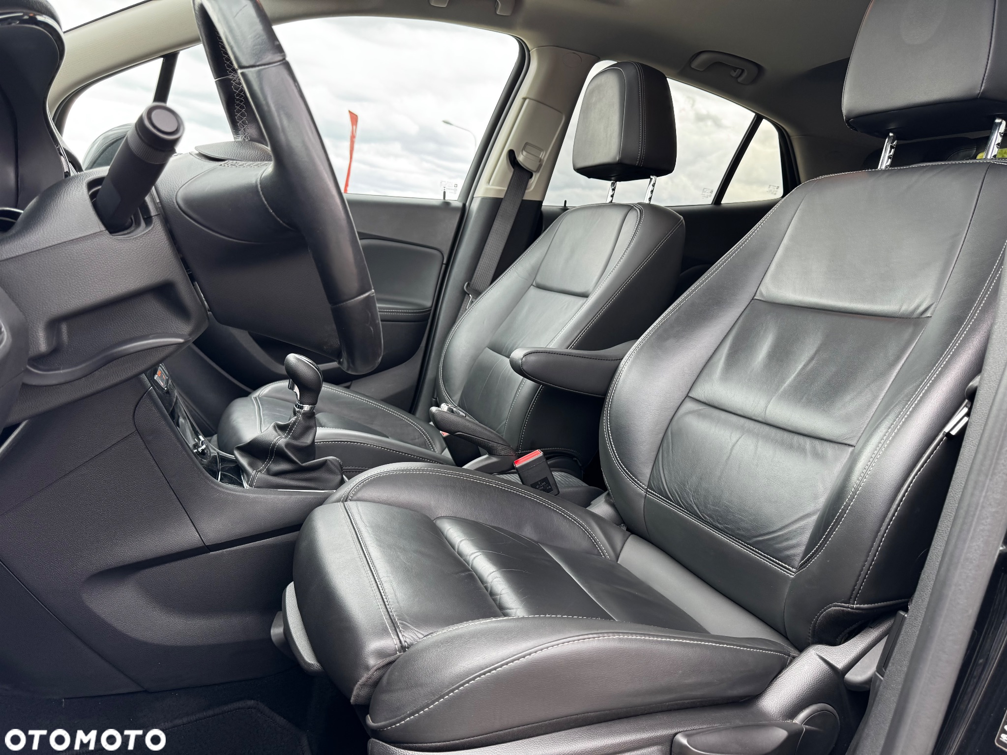 Opel Mokka 1.4 T Cosmo S&S - 32