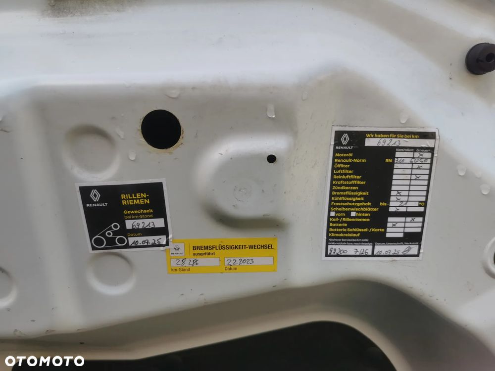 Renault Captur ENERGY TCe 120 EDC LIMITED - 40