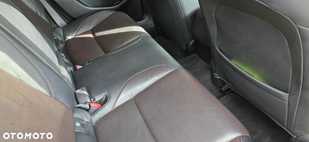 Mazda 3 2.0 mHEV Hikari - 19