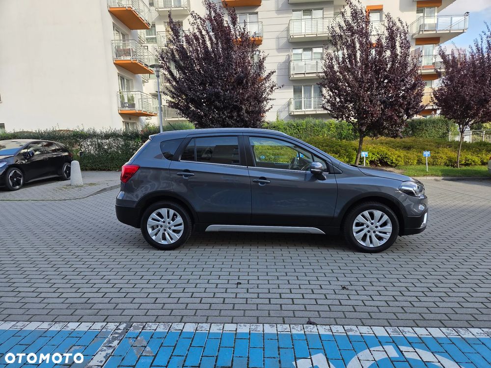Suzuki SX4 S-Cross 1.0 T Premium - 4