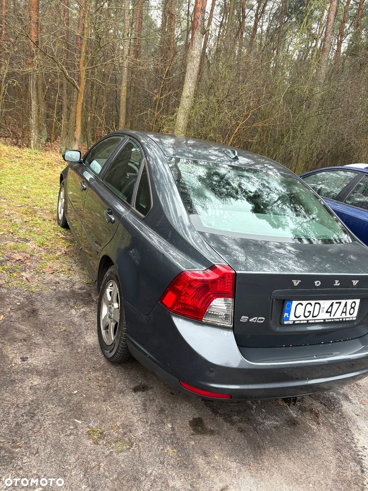 Volvo S40 1.6D DRIVe R-Design Summum - 4