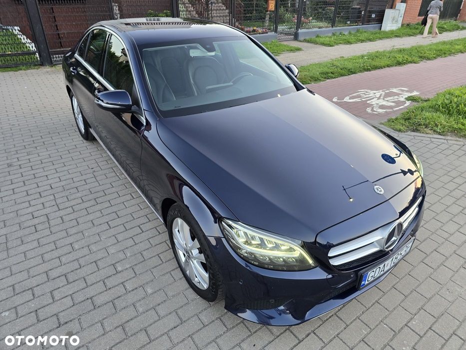 Mercedes-Benz Klasa C 220 d 9G-TRONIC - 22