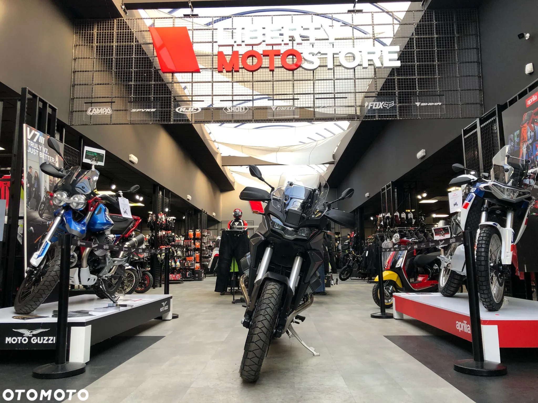 Moto Guzzi Stelvio - 13