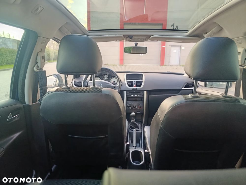 Peugeot 207 95 VTi Urban Move - 12