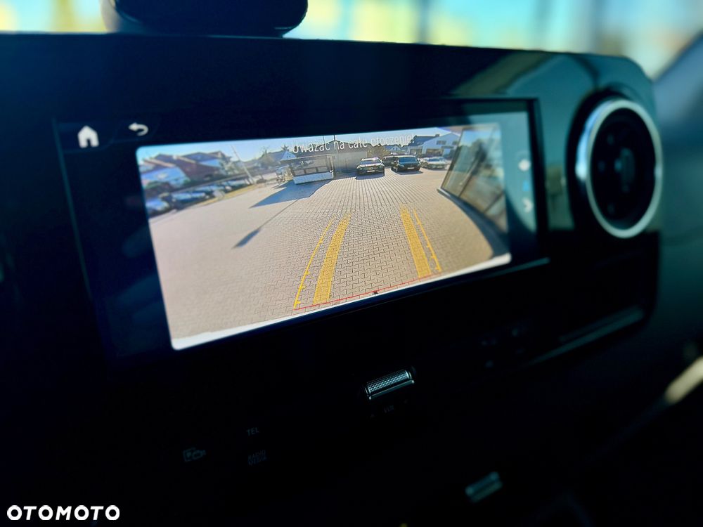 Mercedes-Benz Sprinter 317 Furgon Standard L2H2 - 13