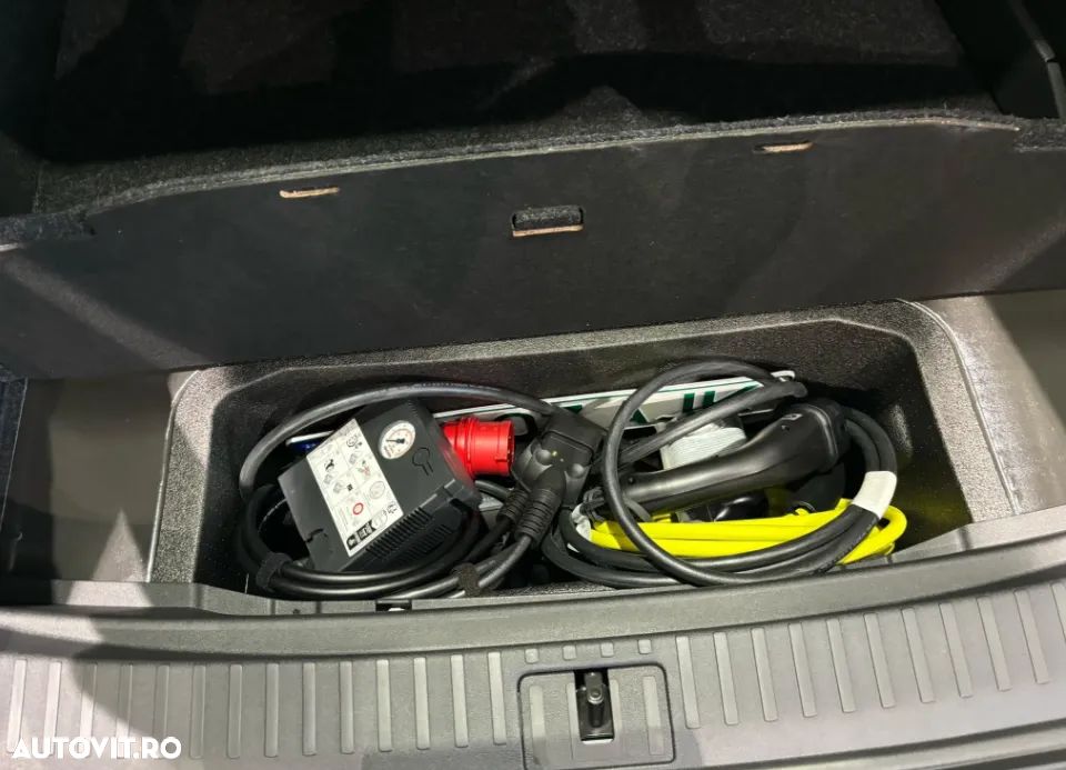 Skoda Enyaq iV Electric 80 - 19