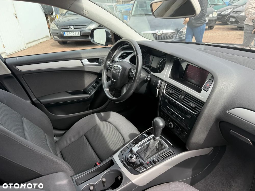 Audi A4 Avant 2.0 TDI Limited Edition Multitr - 23