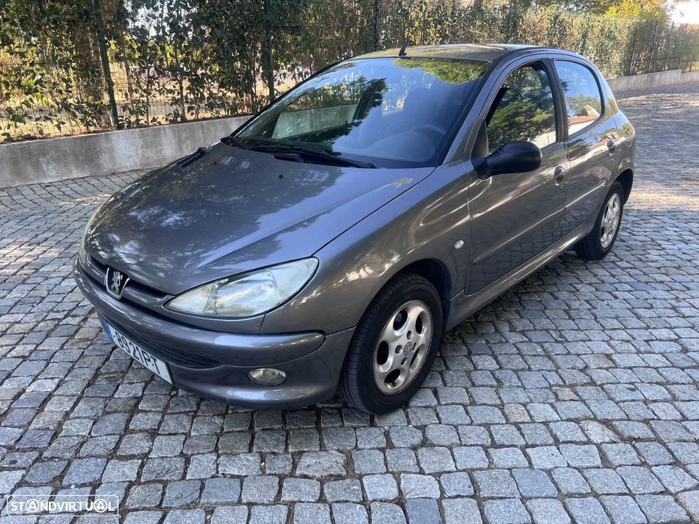 Peugeot 206 1.1 XR - 3