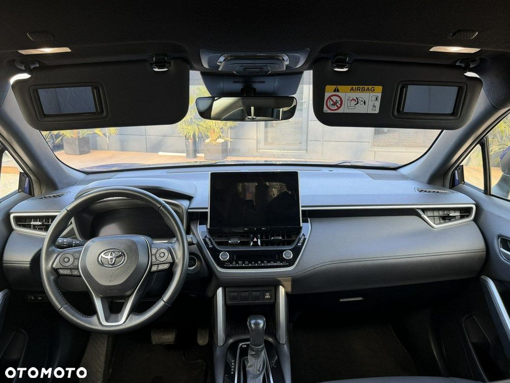 Toyota Corolla Cross - 23