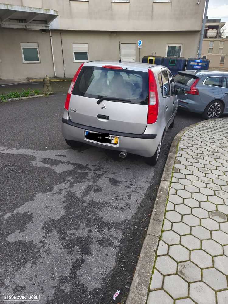 Mitsubishi Colt 1.1 E-motion P.Segurança - 3