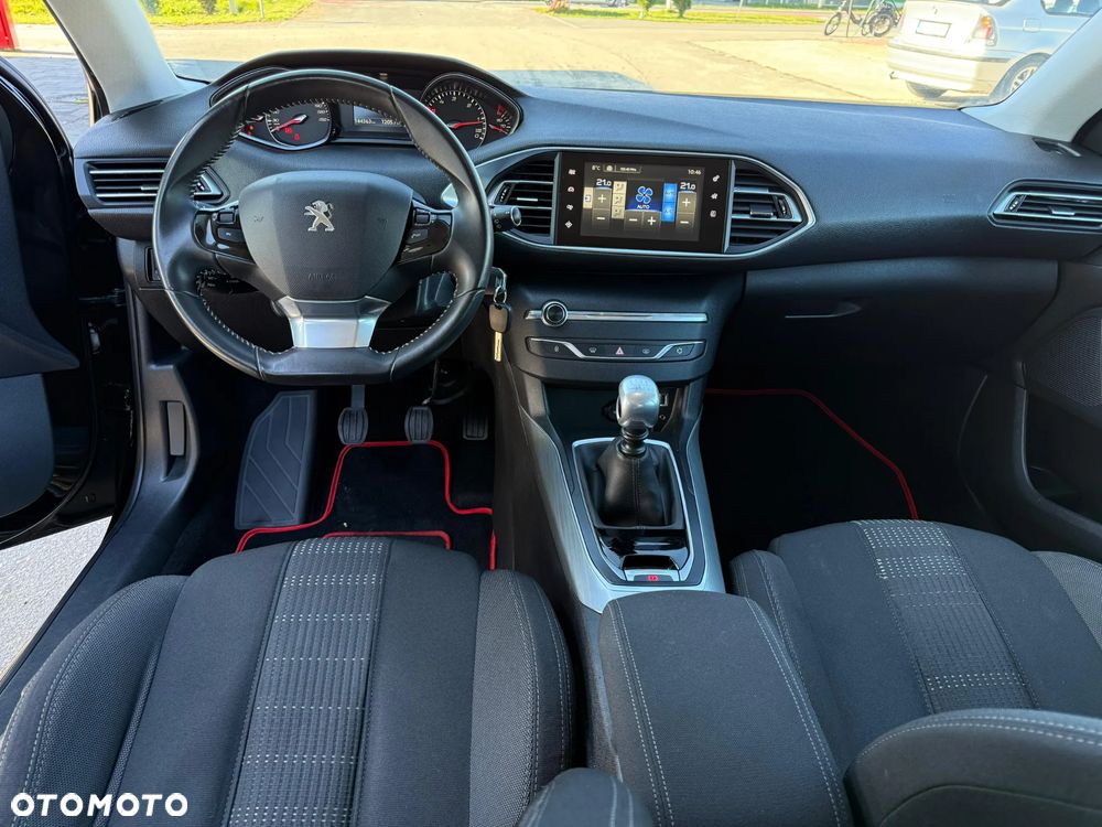 Peugeot 308 1.6 BlueHDi Allure S&S - 2
