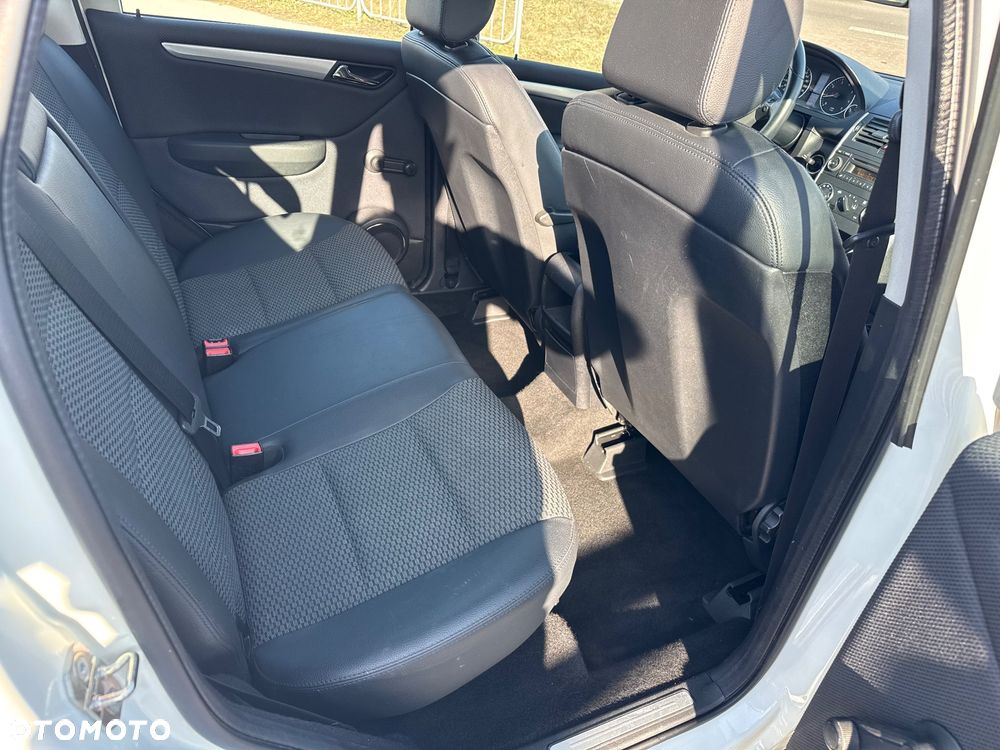 Mercedes-Benz Klasa A 180 Autotronic Avantgarde Special Edition - 14