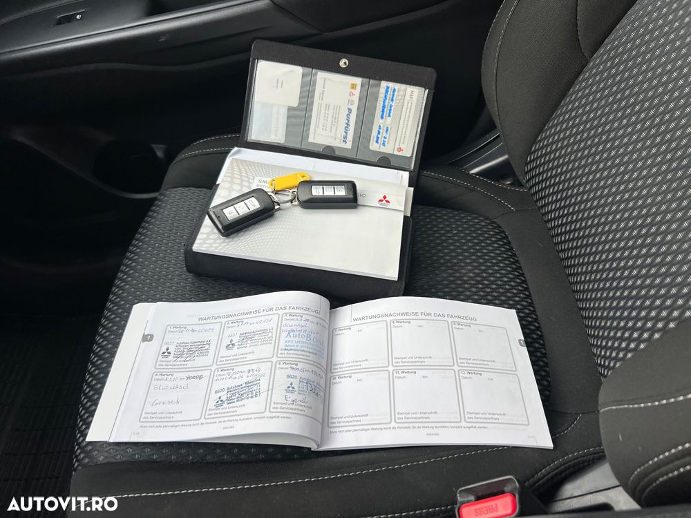 Mitsubishi Outlander 2.2 DI-D 4WD Automatik Intense - 29