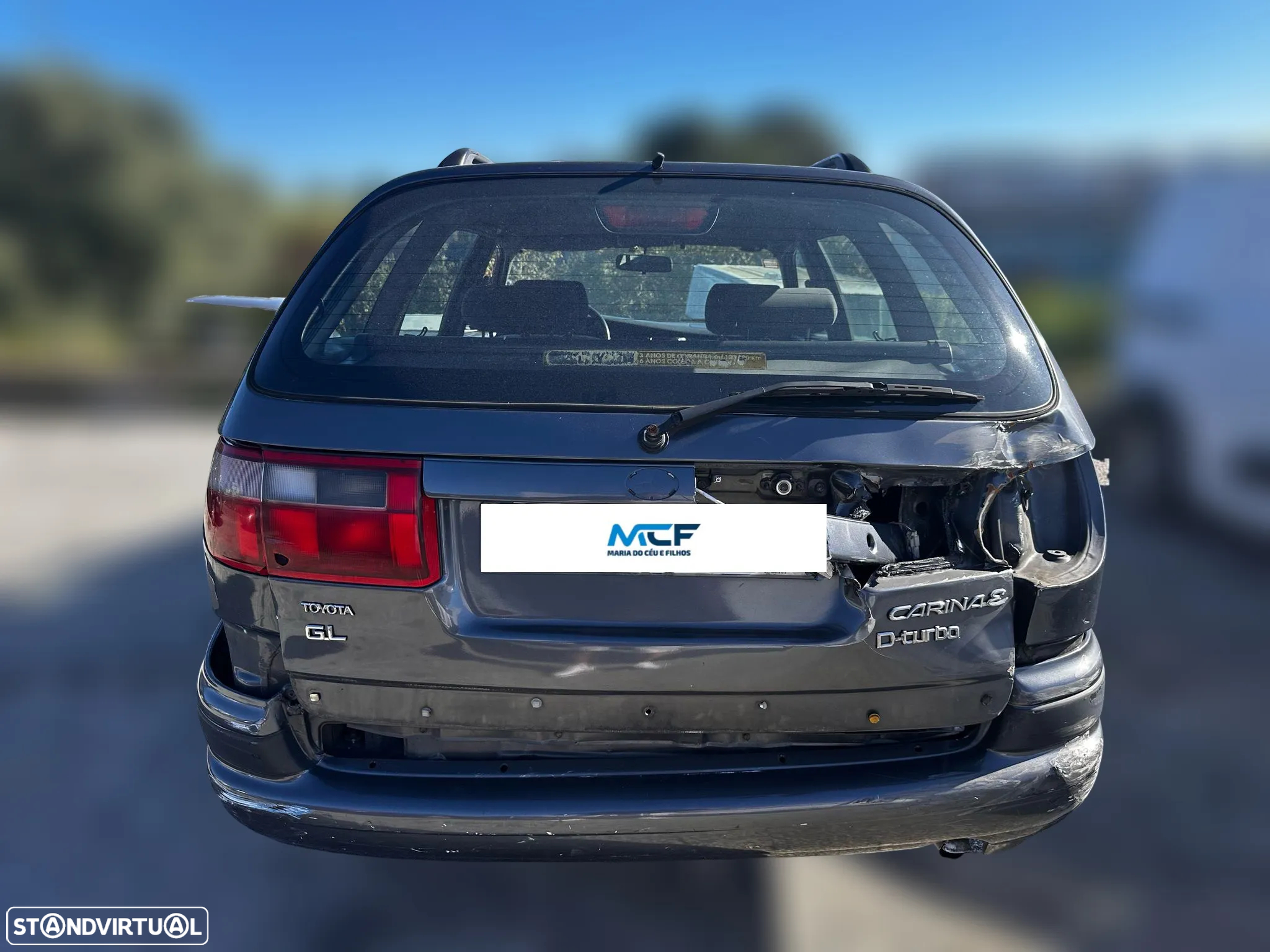 Toyota Carina E Sportswagon 2.0 TD de 1998 para peças - 6
