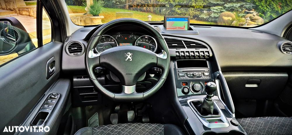 Peugeot 3008 PureTech 130 Stop & Start GPF Active Business-Paket - 32