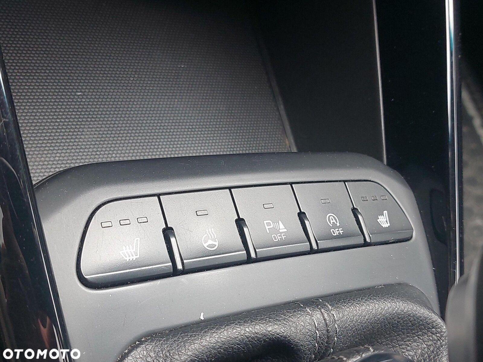 Kia Stonic - 33