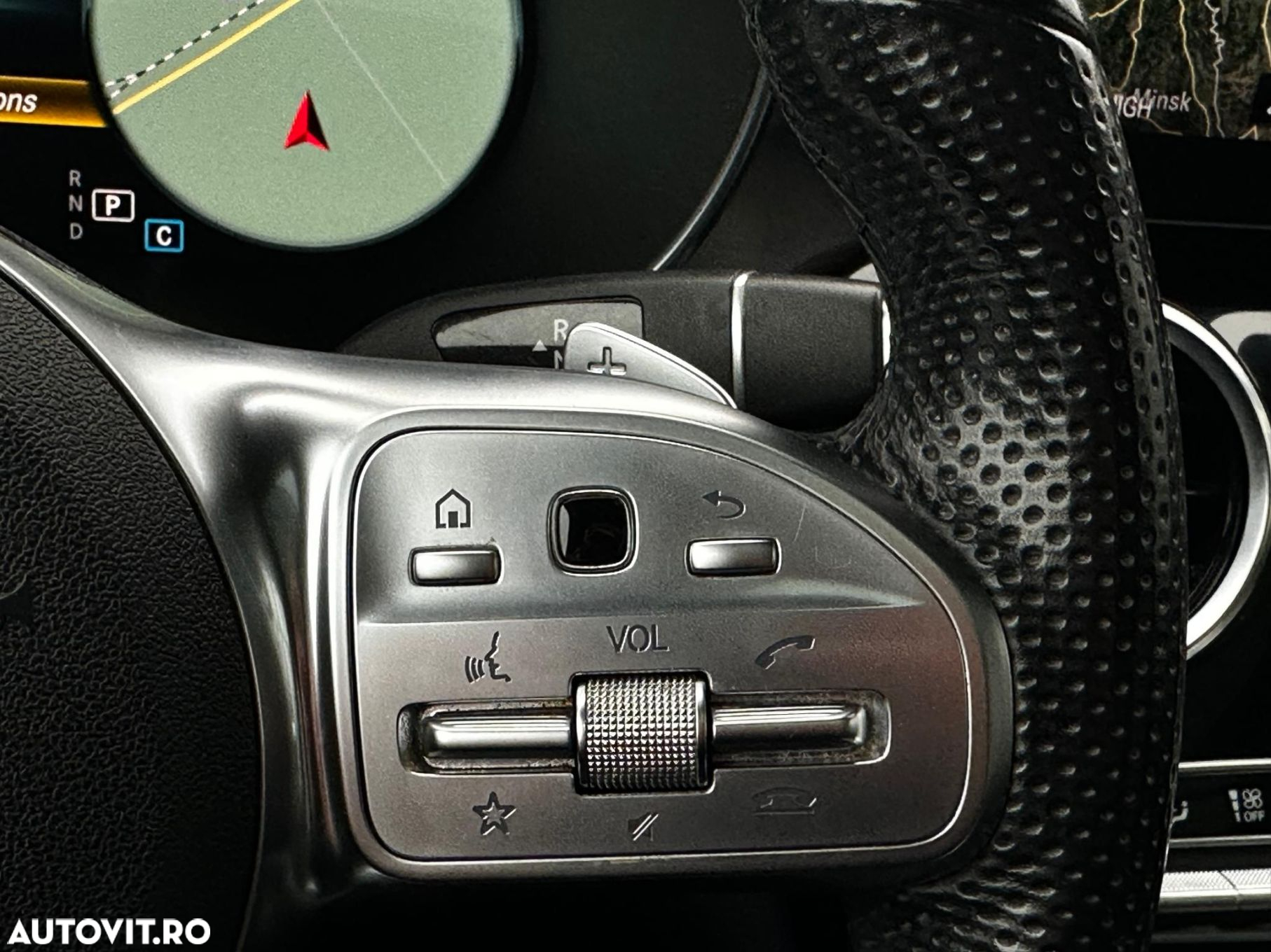 Mercedes-Benz GLC - 28
