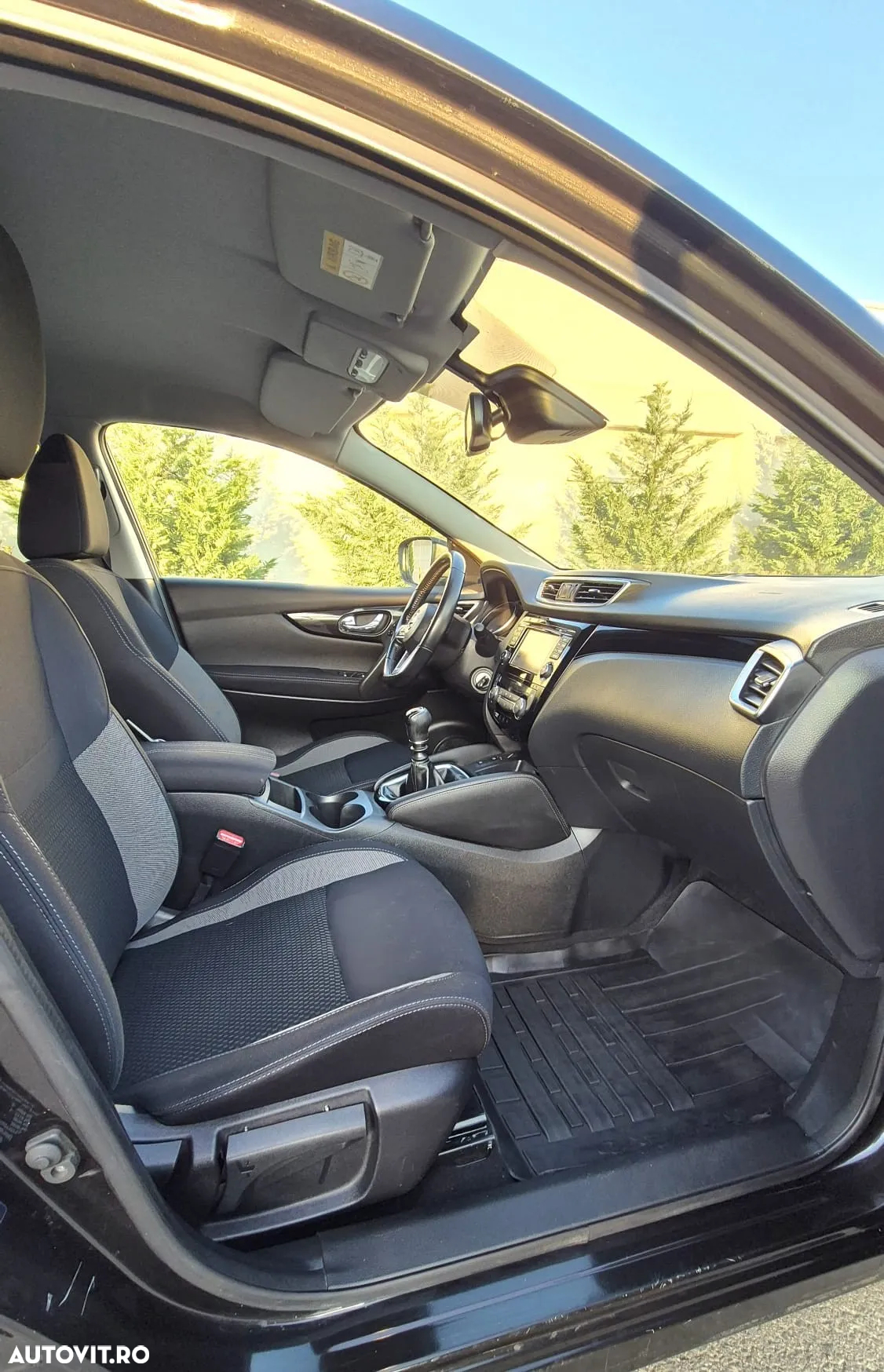 Nissan Qashqai 1.6 DCI ALL-MODE 4x4i Black Edition - 12
