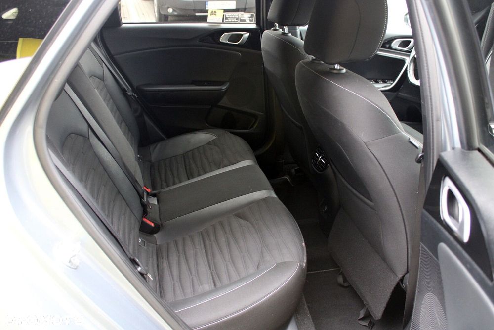 Kia ProCeed 1.5 T-GDI GT Line DCT - 13