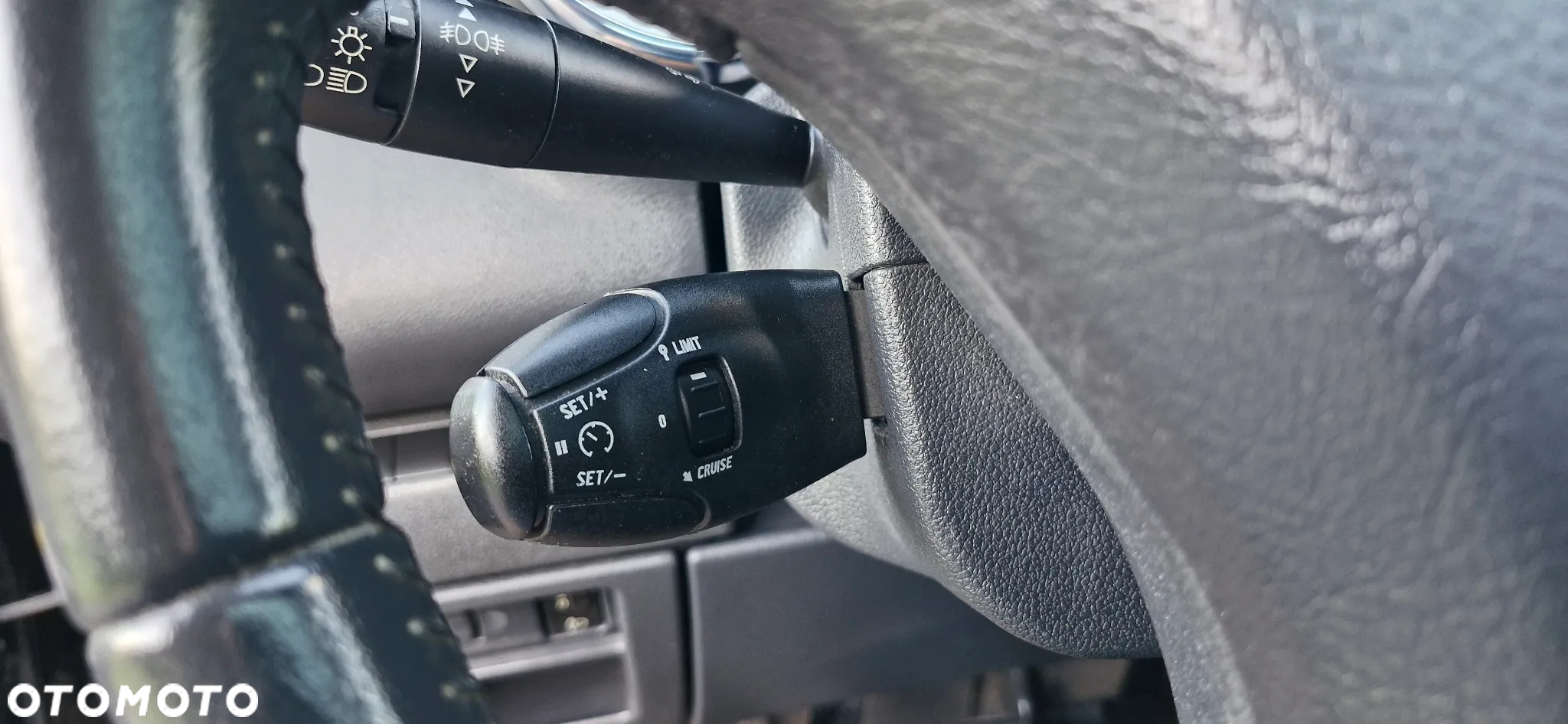 Peugeot 5008 1.6 Premium - 17