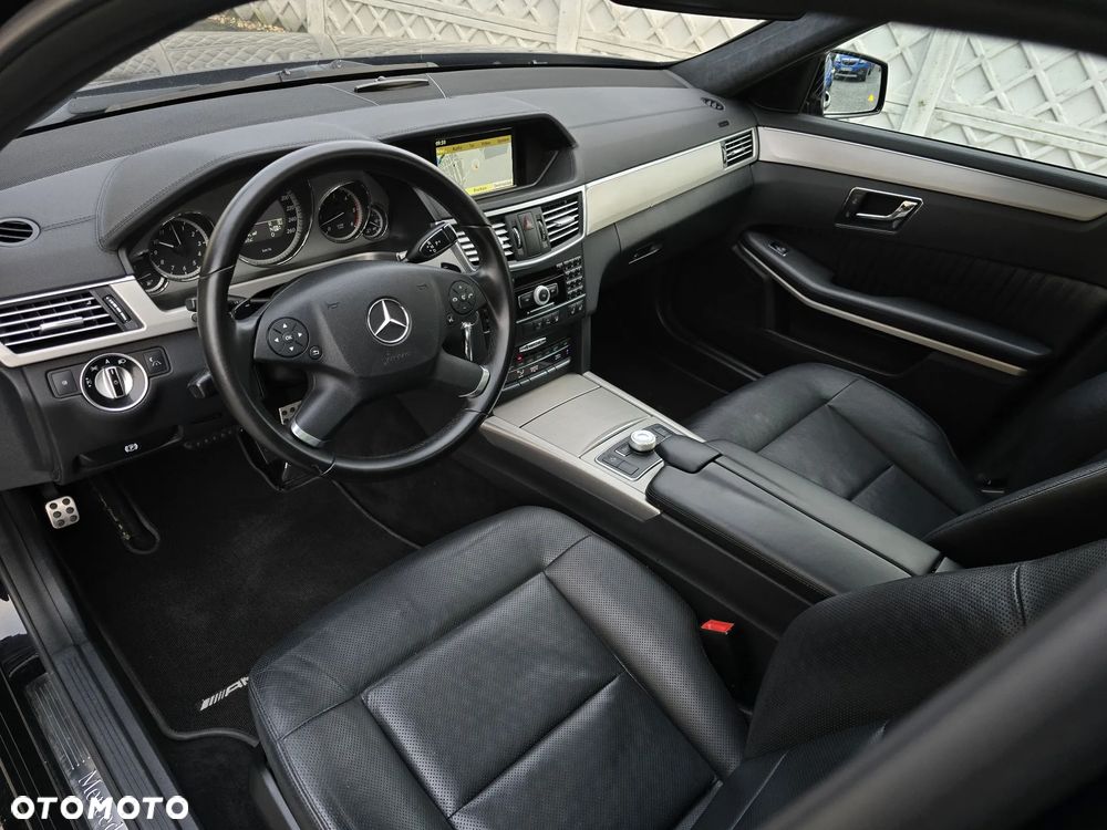 Mercedes-Benz Klasa E 350 CDI DPF 4Matic BlueEFFICIENCY 7G-TRONIC Avantgarde - 34
