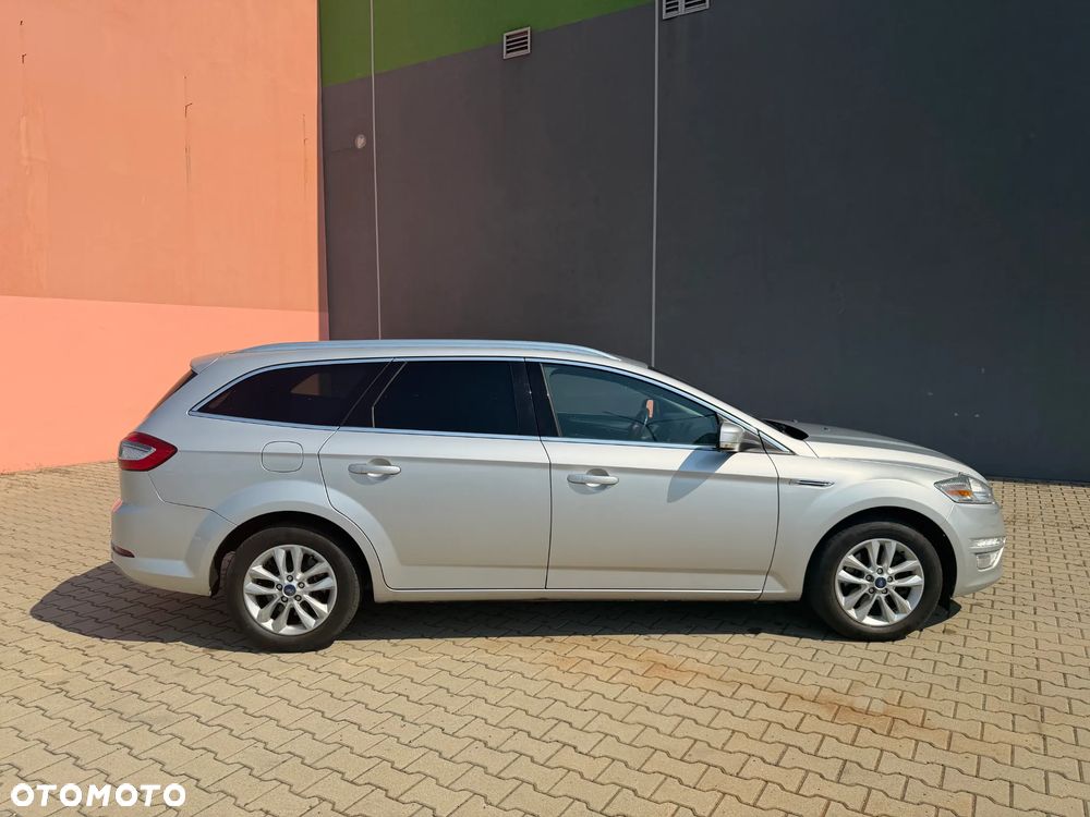 Ford Mondeo - 16
