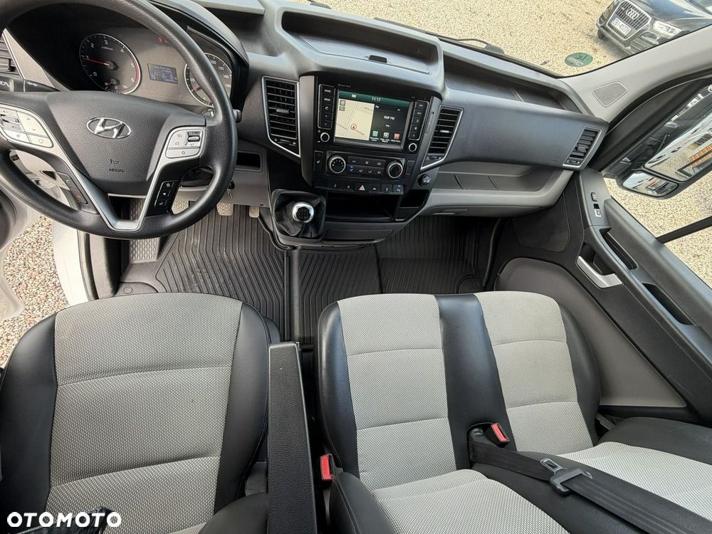 Hyundai H350 - 10