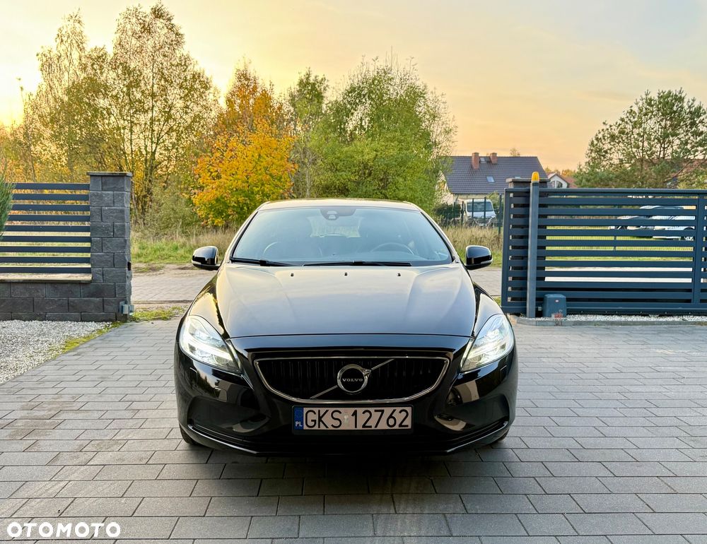 Volvo V40 2017 photo 2