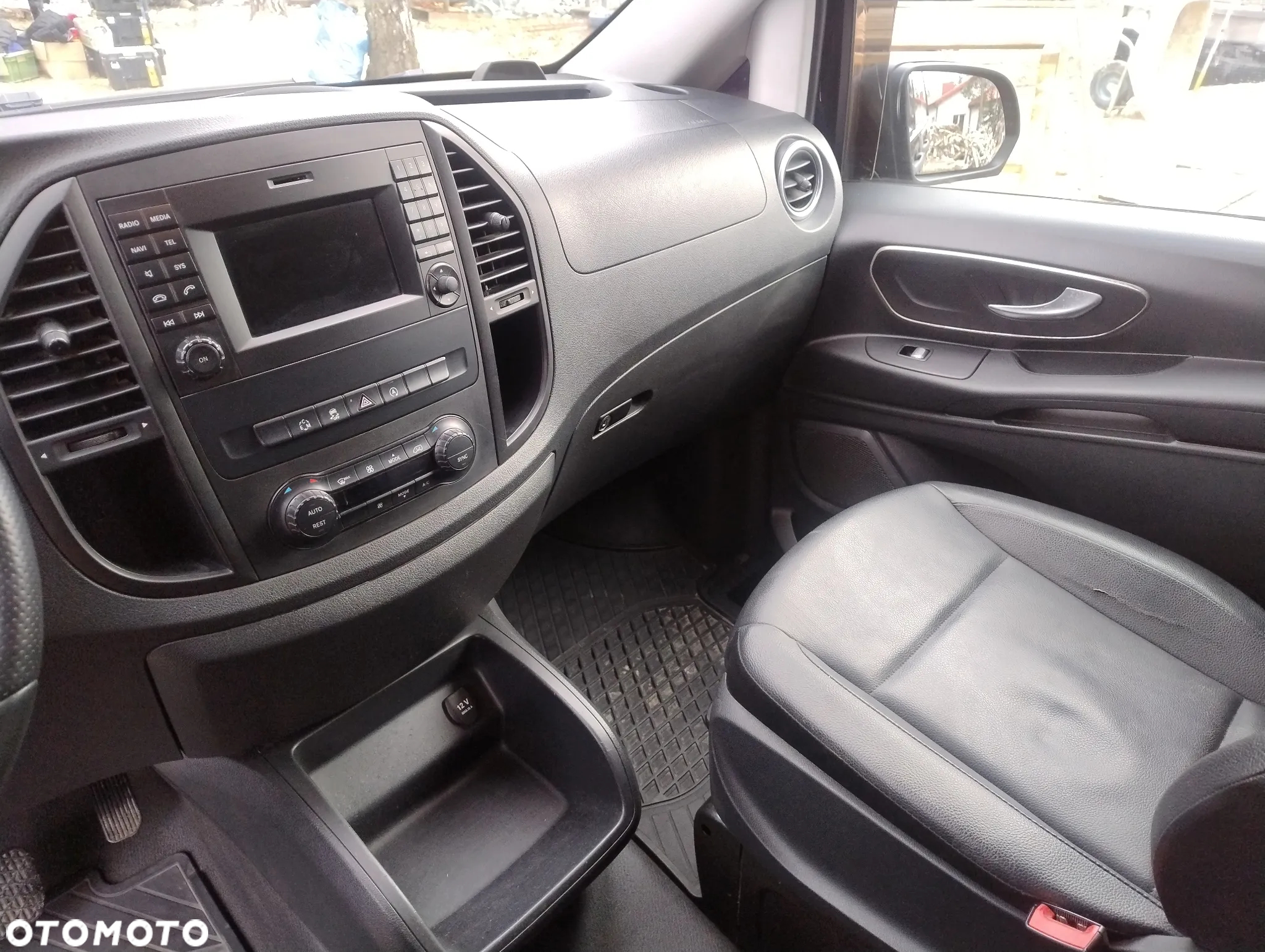 Mercedes-Benz Vito - 19