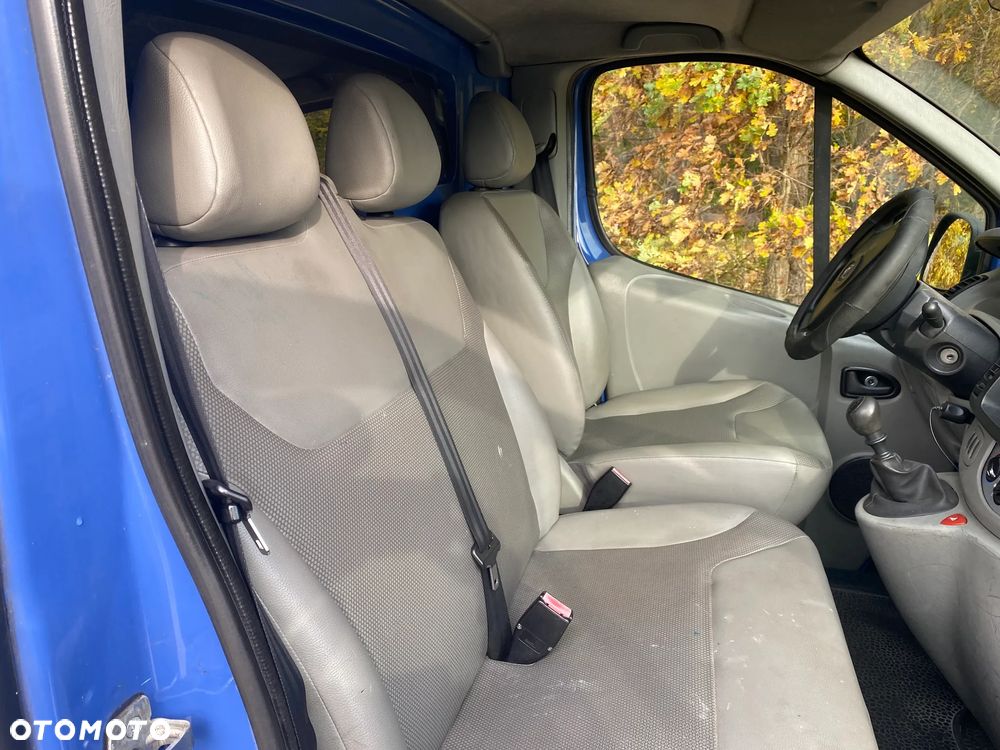 Opel Vivaro - 19
