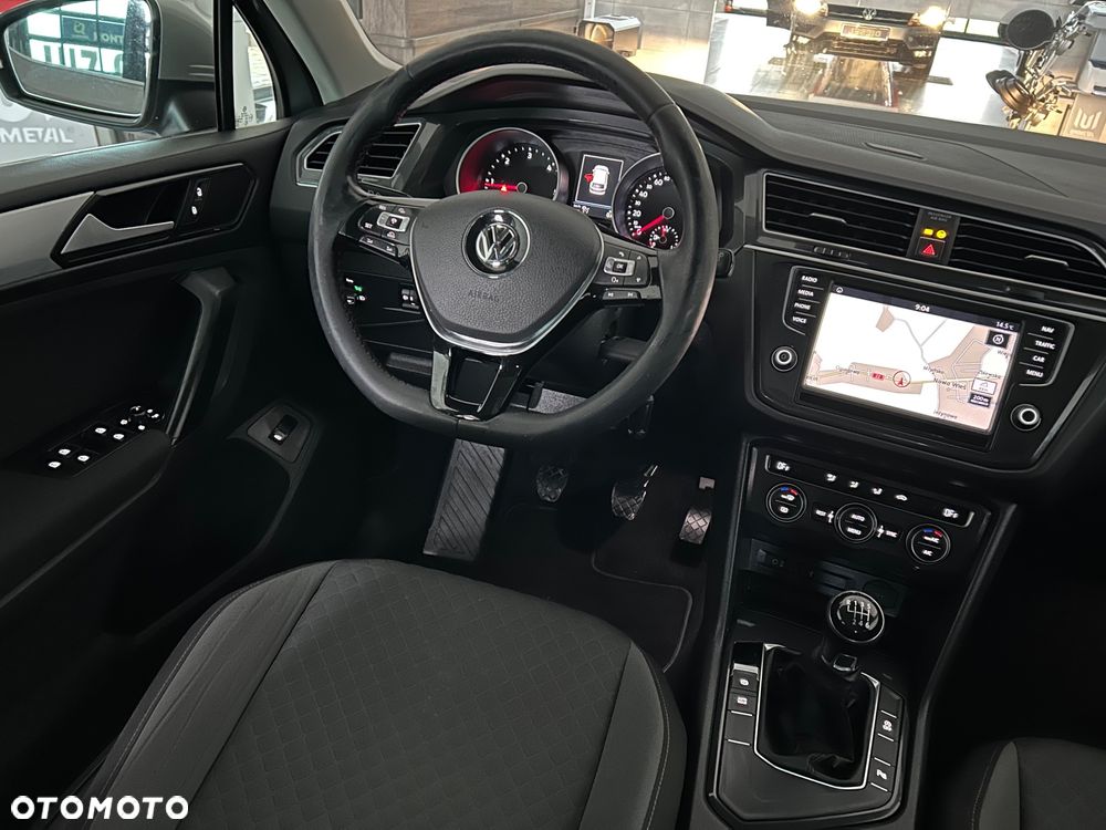Volkswagen Tiguan 2.0 TDI BMT SCR Comfortline - 18